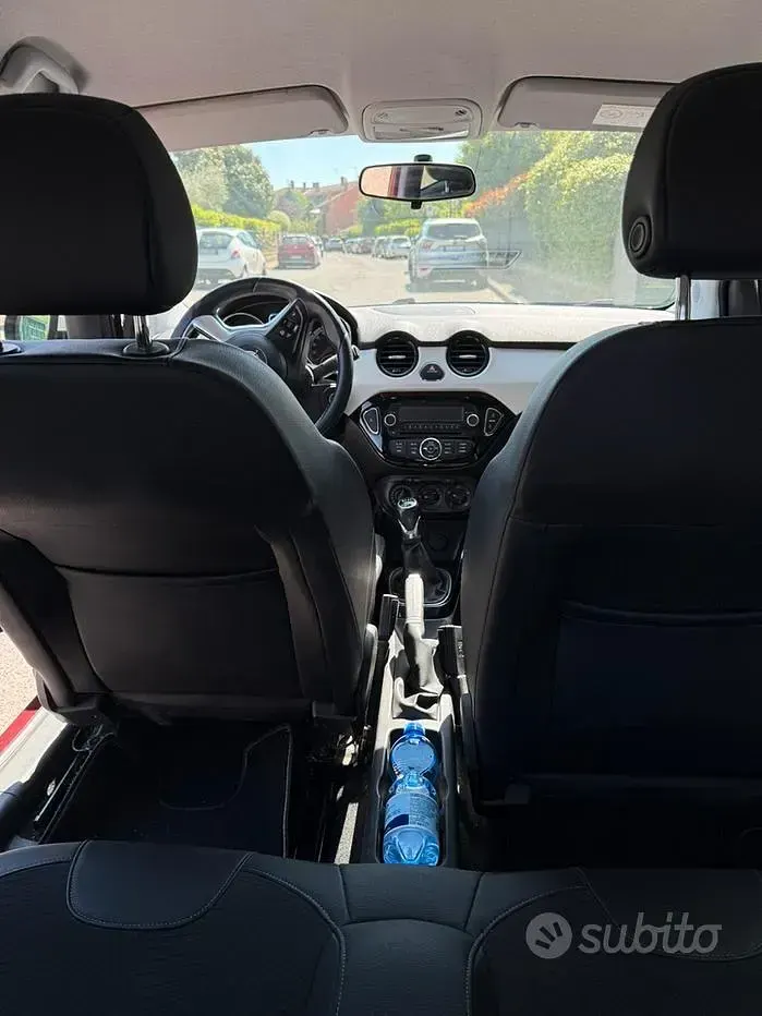 Usata Opel Adam 87 CV (63 kW) 2016 Utilitaria