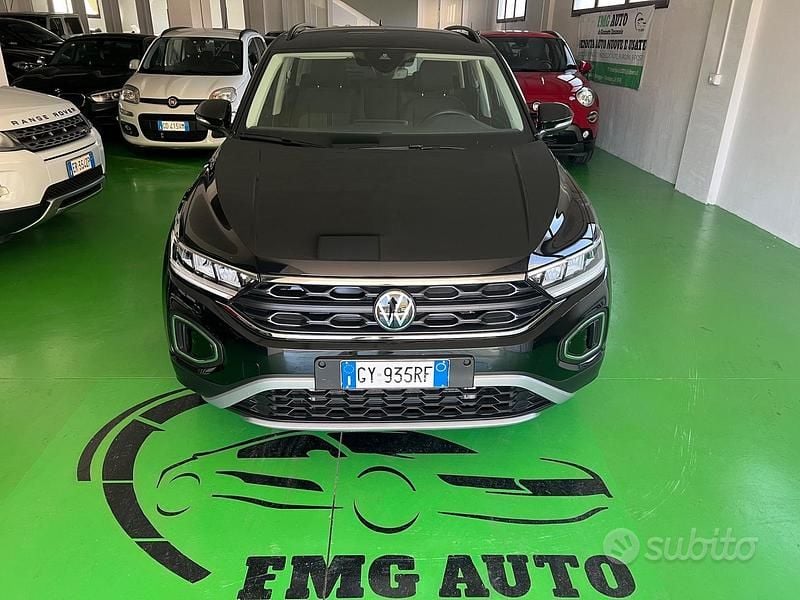 Usata VW T-Roc Life 150 CV (110 kW) 2025 Nero SUV