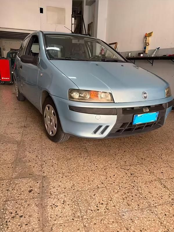 Usata Fiat Punto 2003 Utilitaria