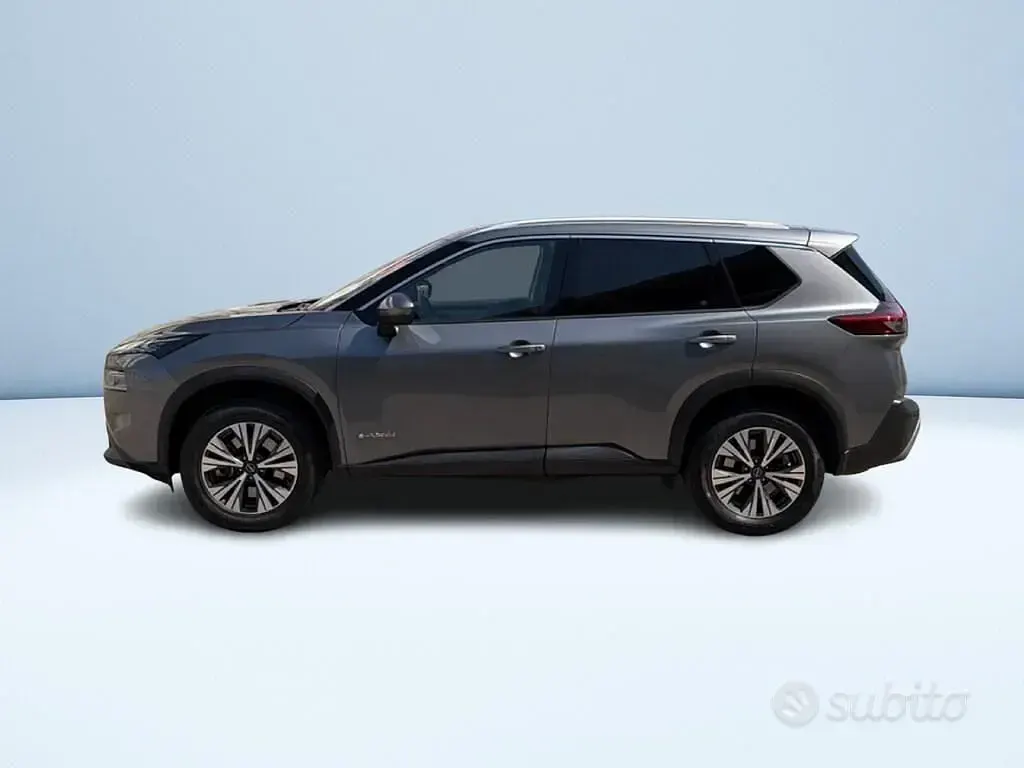Gebraucht Nissan X-Trail N-Connecta 158 PS (116 kW) 2023 Grau SUV
