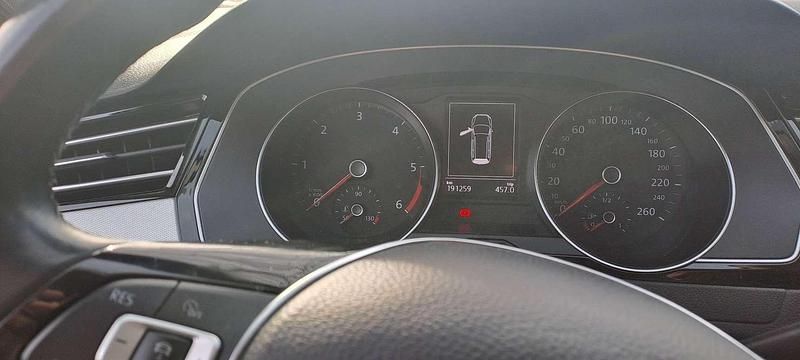 Usata VW Passat Highline 150 CV (110 kW) 2017 Berlina