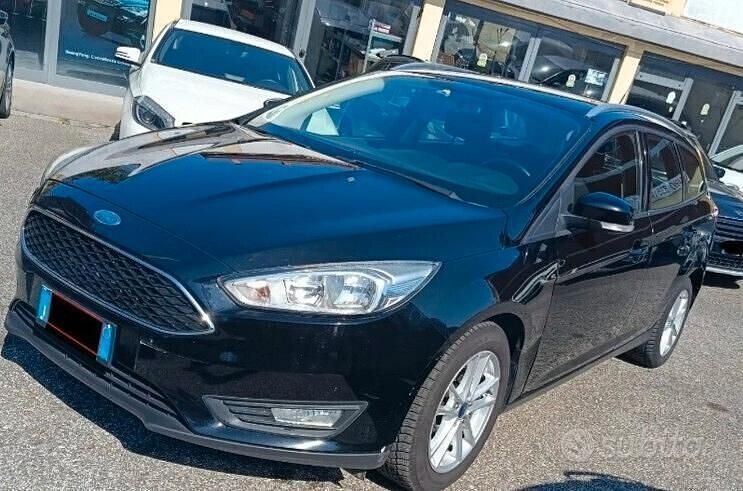 Usata Ford Focus 95 CV (69 kW) 2016 Nero Station wagon