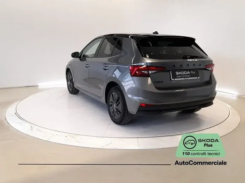 Usata Skoda Fabia 95 CV (69 kW) 2025 Grigio scuro Utilitaria