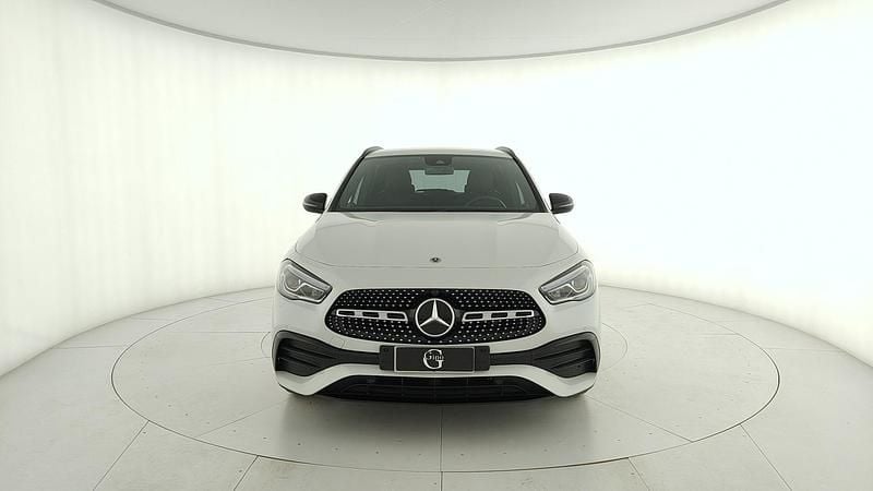Usata Mercedes GLA200 Premium 150 CV (110 kW) 2023 Bianco SUV