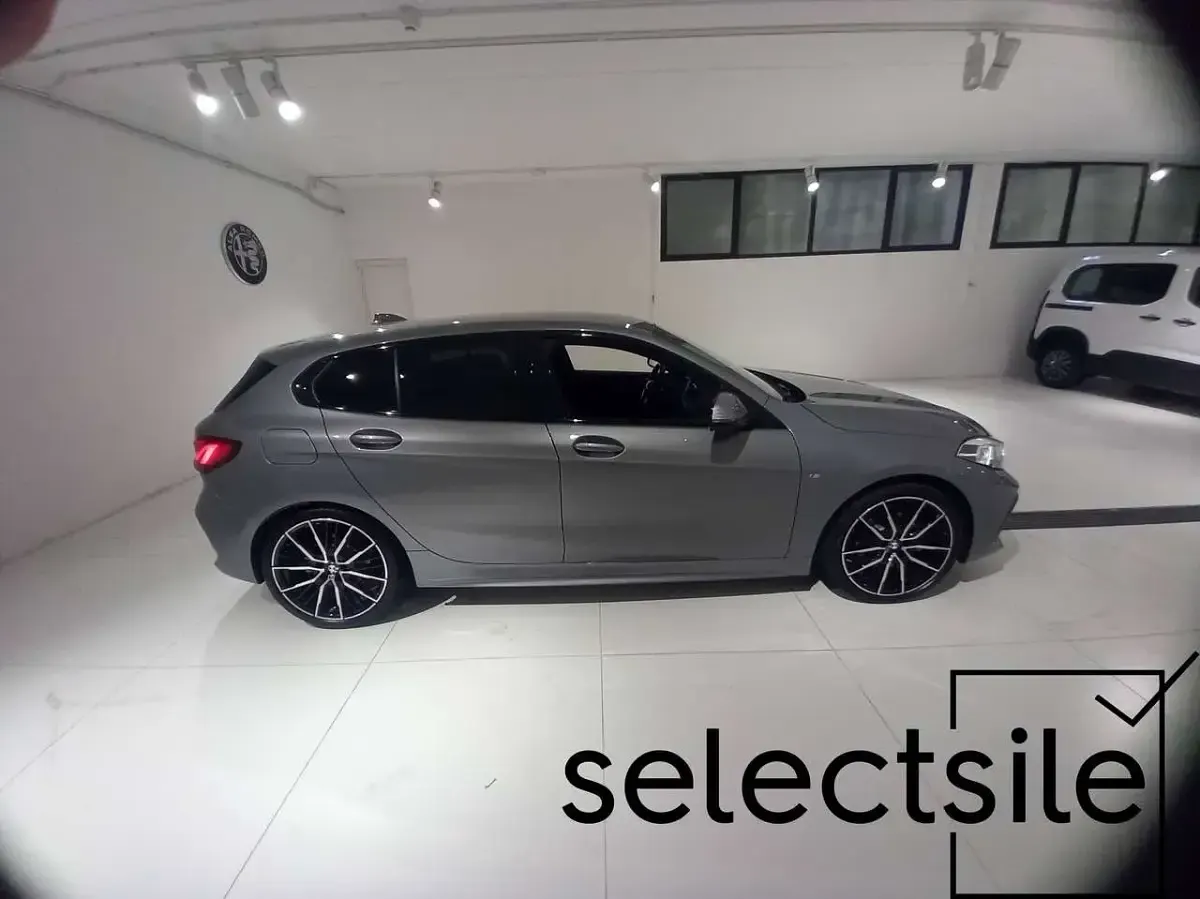 Usata BMW 118 M Sport 150 CV (110 kW) 2024 Grigio maestro Utilitaria