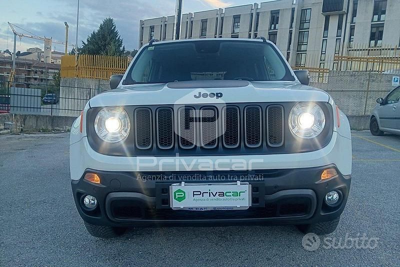 Usata Jeep Renegade Trailhawk 170 CV (125 kW) 2017 Bianco SUV