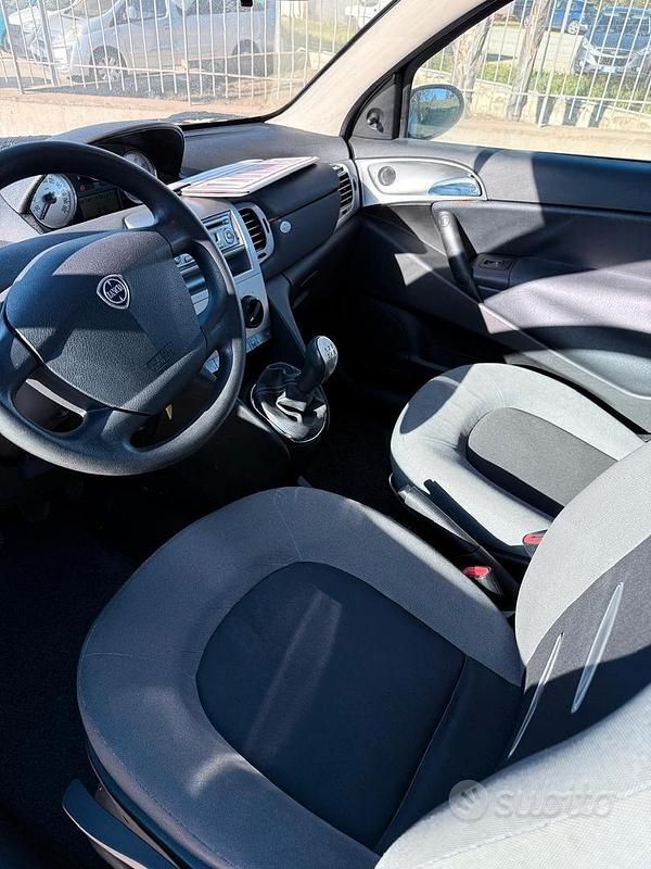 Usata Lancia Ypsilon 2007 Nero Utilitaria