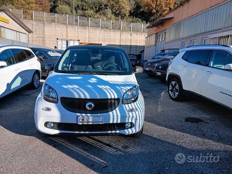 Usata Smart ForFour Passion 89 CV (65 kW) 2018 Blu Utilitaria