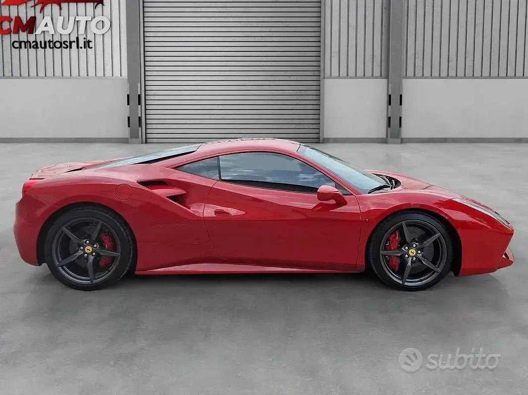Usata Ferrari 488 670 CV (492 kW) 2018 Coupé