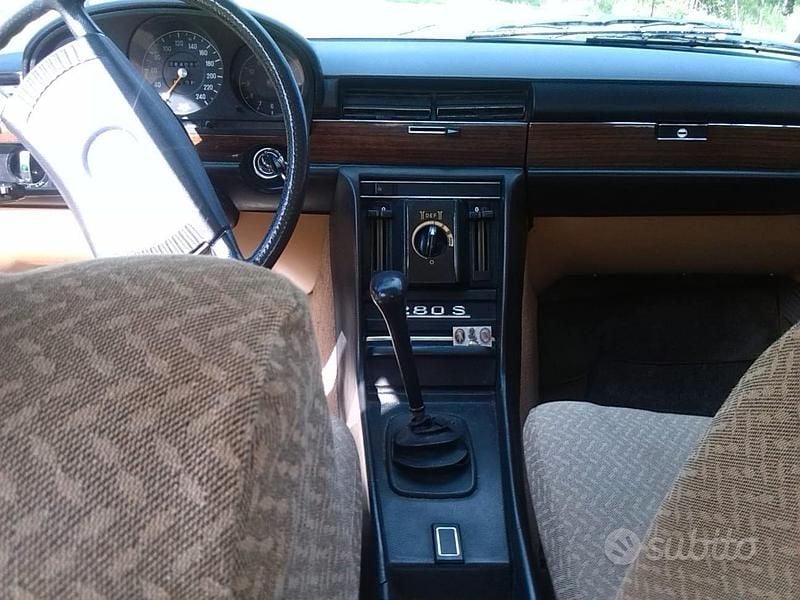 Usata Mercedes 280 1970 Nero