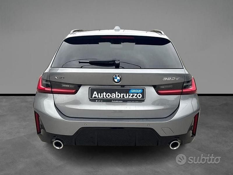 Usata BMW 320e M Sport 190 CV (139 kW) 2025 Grigio Station wagon