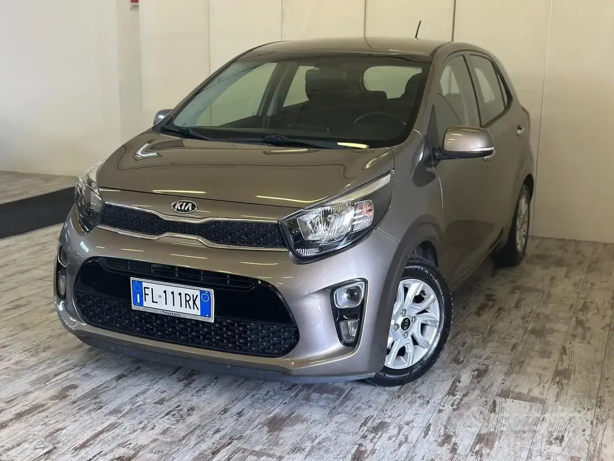 Usata Kia Picanto 67 CV (49 kW) 2017 Grigio Utilitaria
