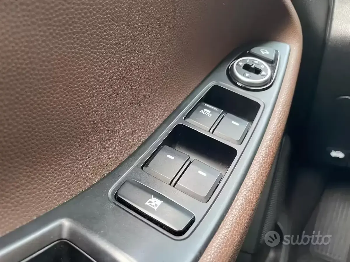 Usata Hyundai i20 75 CV (55 kW) 2016 Grigio Berlina