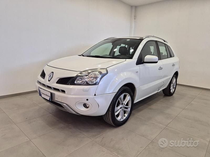 Usata Renault Koleos Luxe 150 CV (110 kW) 2010 Bianco SUV