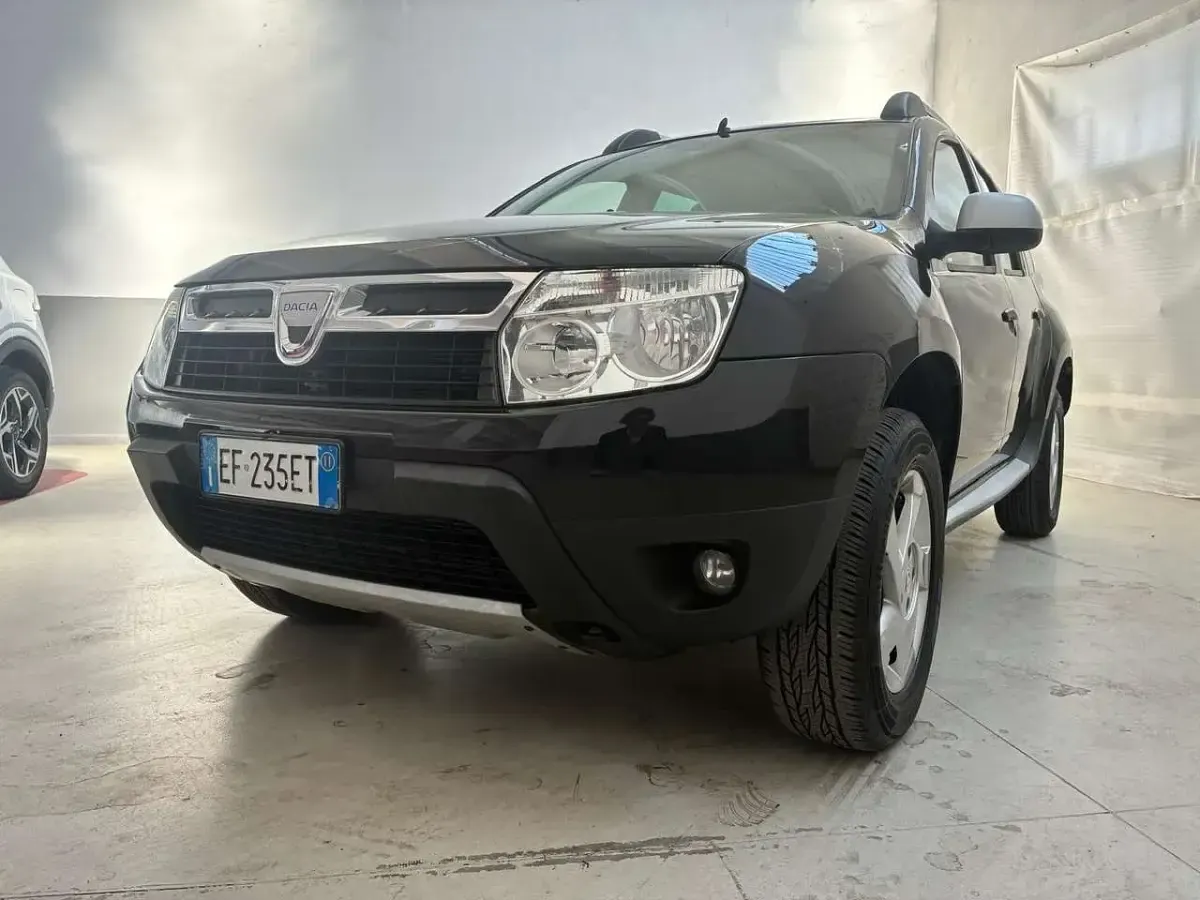 Usata Dacia Duster Lauréate 107 CV (78 kW) 2011 Other SUV