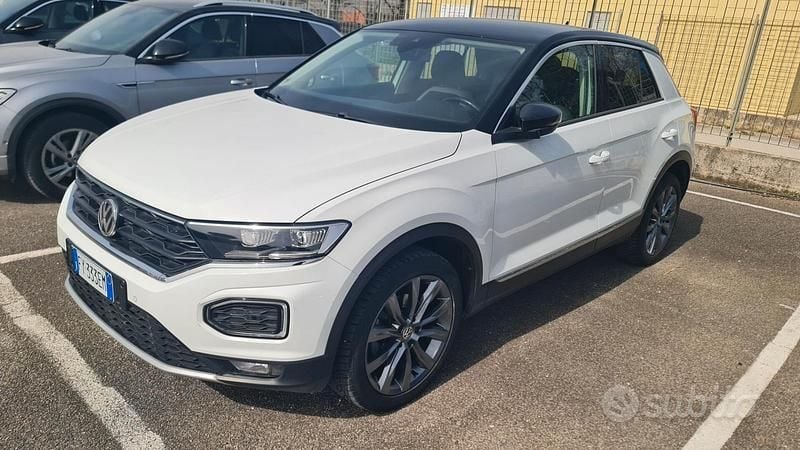 Usata VW T-Roc Advance 115 CV (84 kW) 2019 Bianco SUV