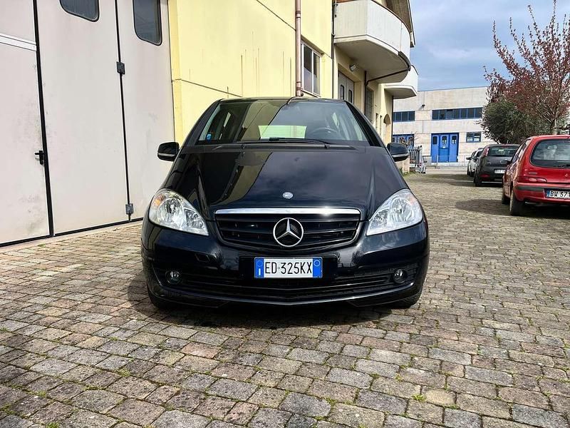 Usata Mercedes A150 95 CV (69 kW) 2009 Nero Monovolume
