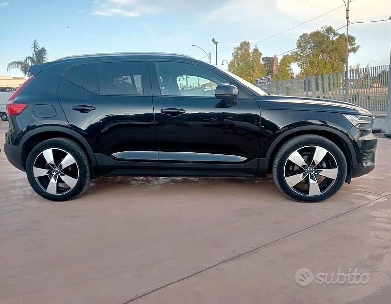 Usata Volvo XC40 R-Design 190 CV (139 kW) 2019 Nero SUV