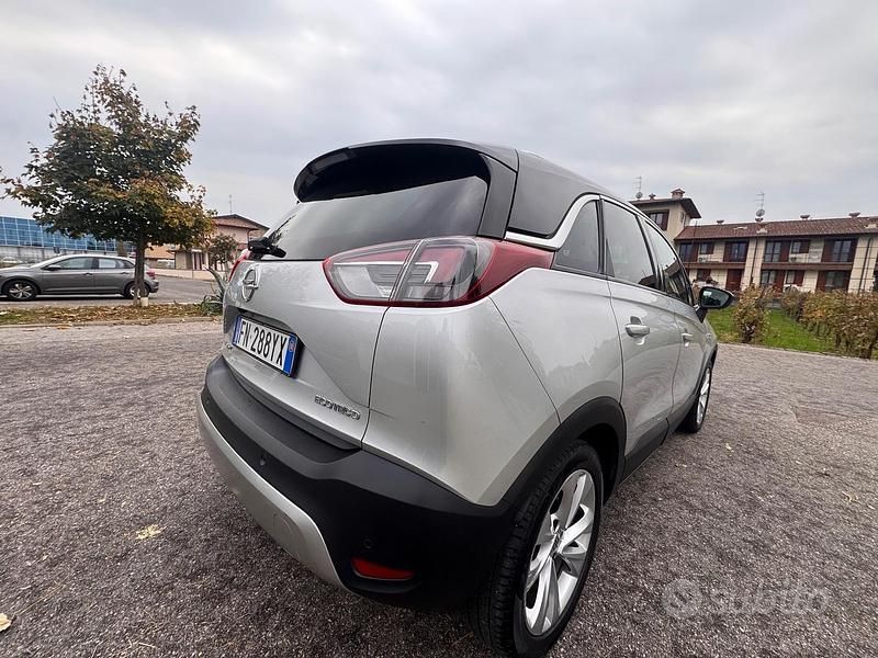 Usata Opel Crossland X 102 CV (75 kW) 2018 Grigio SUV