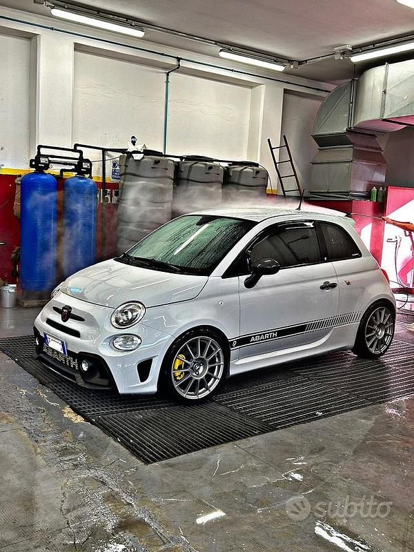 Usata Abarth 500 145 CV (106 kW) 2016 Grigio Berlina