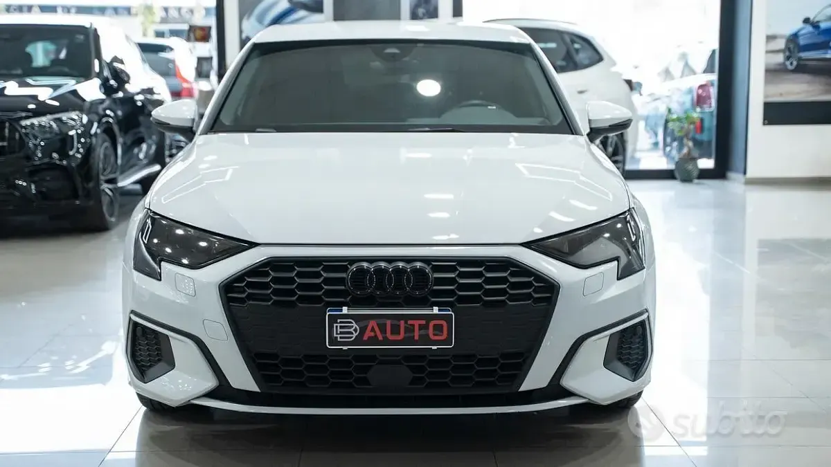 Usata Audi A3 Black Edition 150 CV (110 kW) 2022 Bianco Berlina