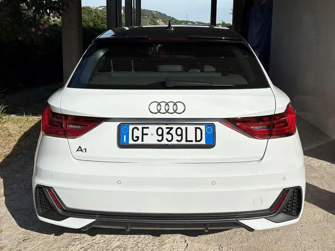 Usata Audi A1 Sportback Competition 110 CV (80 kW) 2021 Bianco Utilitaria