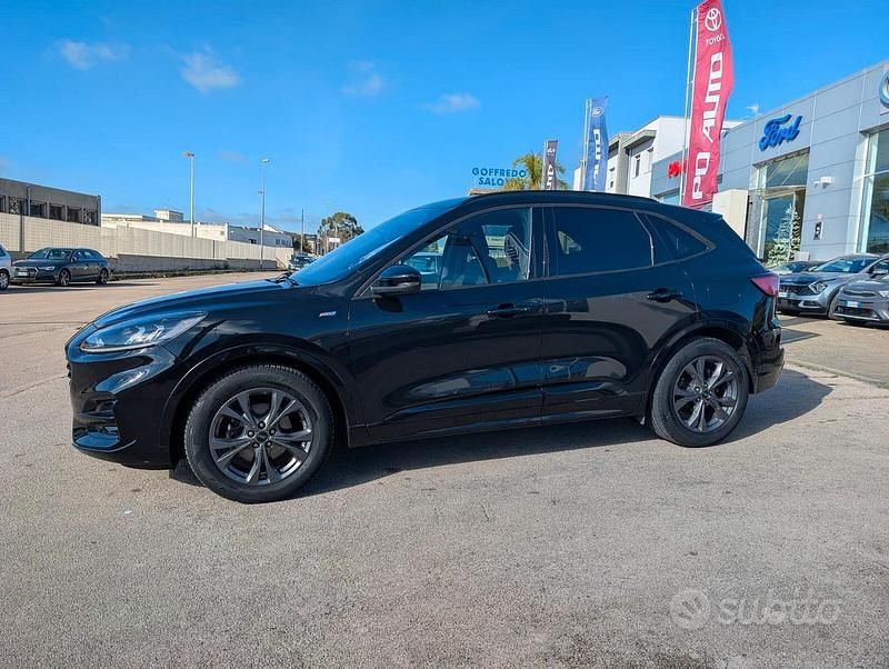 Usata Ford Kuga ST-Line 120 CV (88 kW) 2022 Nero SUV