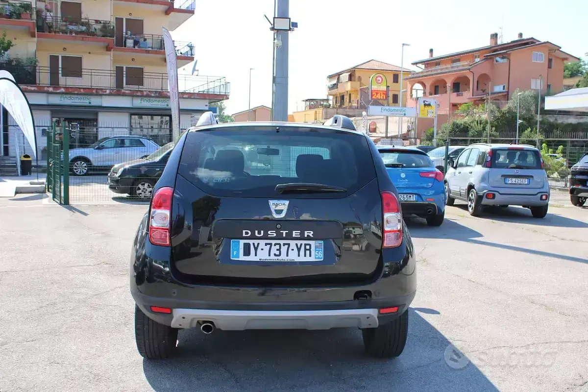 Usata Dacia Duster Prestige 125 CV (91 kW) 2016 Nero SUV