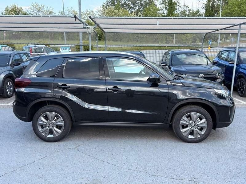 Nuova Suzuki Vitara Cool 110 CV (80 kW) 2026 Nero dubai SUV