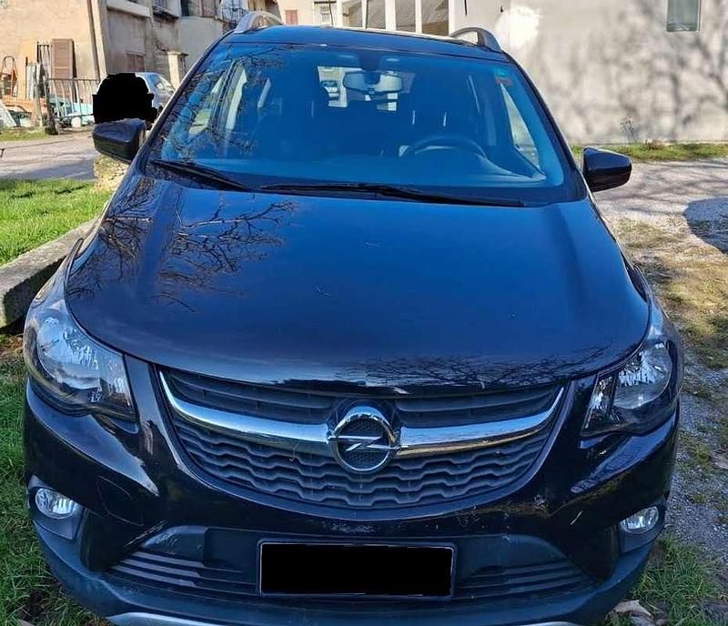 Usata Opel Karl Rocks 75 CV (55 kW) 2018 Nero Utilitaria