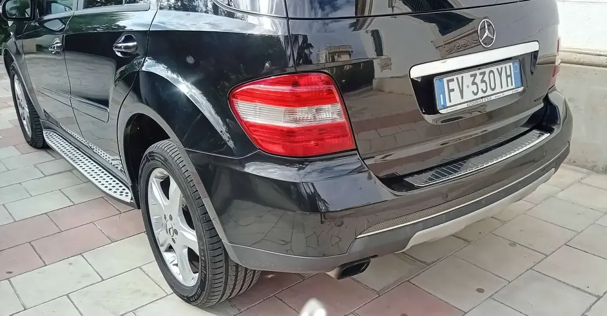 Usata Mercedes ML280 190 CV (139 kW) 2006 Nero SUV