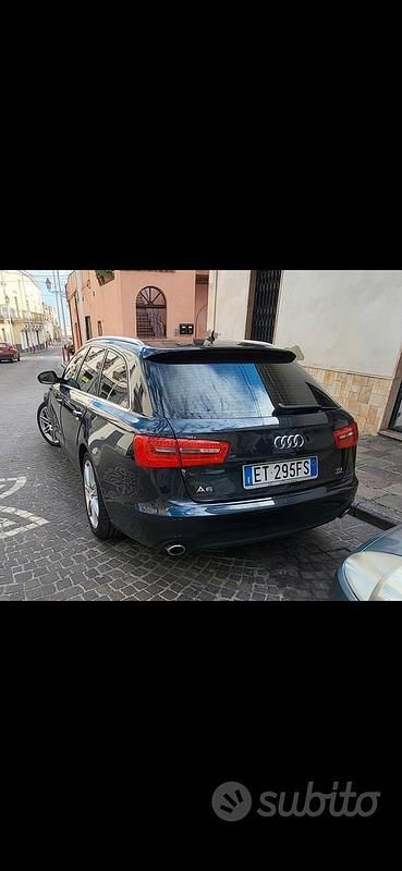 Usata Audi A6 245 CV (180 kW) 2013 Blu Station wagon