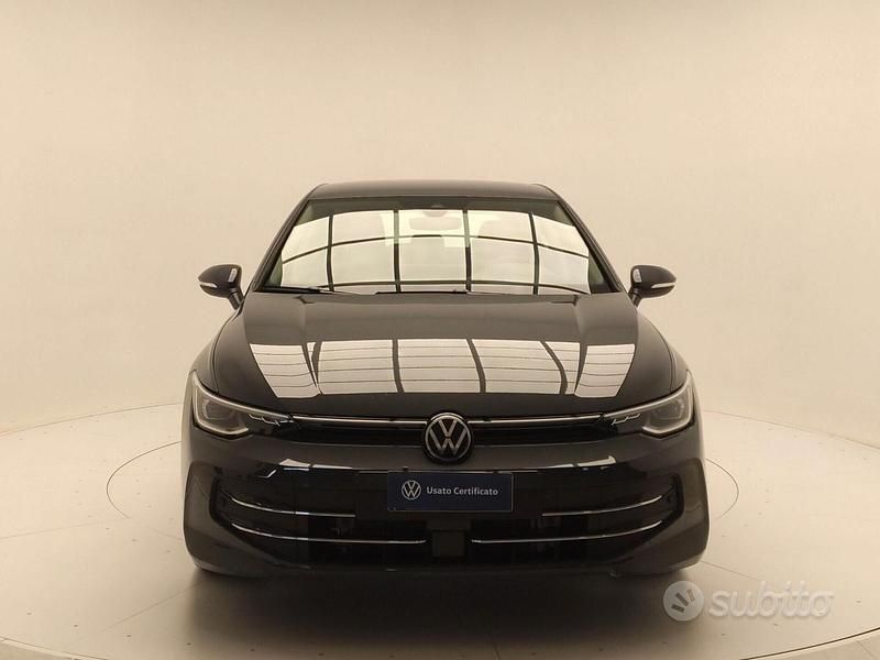 Usata VW Golf VIII Style 150 CV (110 kW) 2025 Grigio Berlina