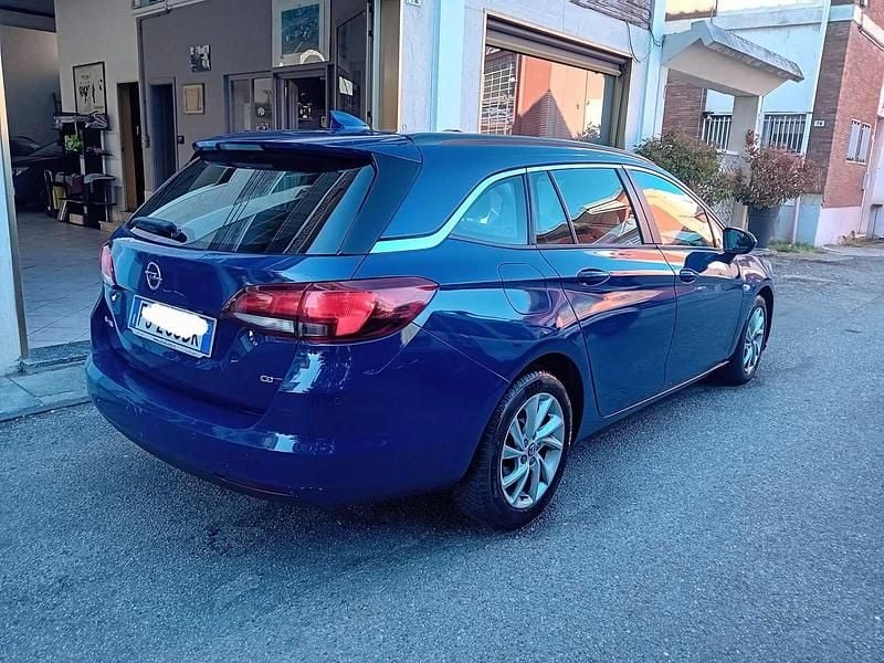 Usata Opel Astra 110 CV (80 kW) 2018 Blu/azzurro Station wagon