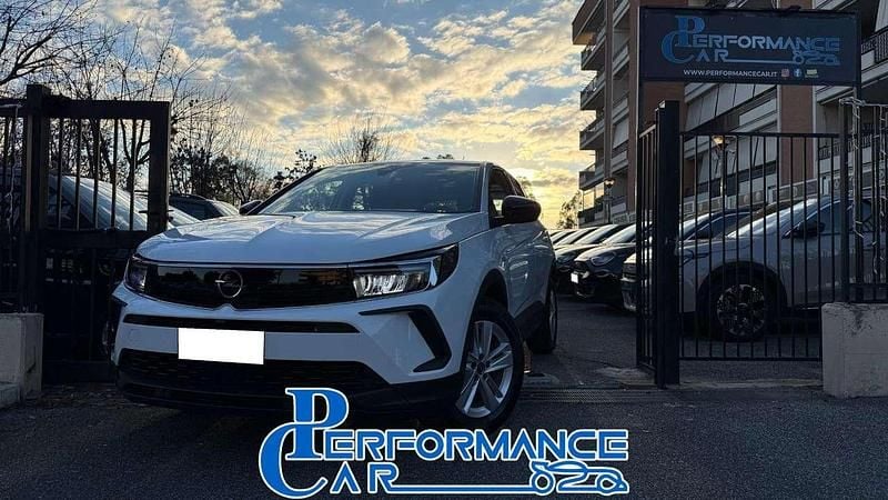 Usata Opel Grandland X Business 131 CV (96 kW) 2024 Bianco pastello SUV