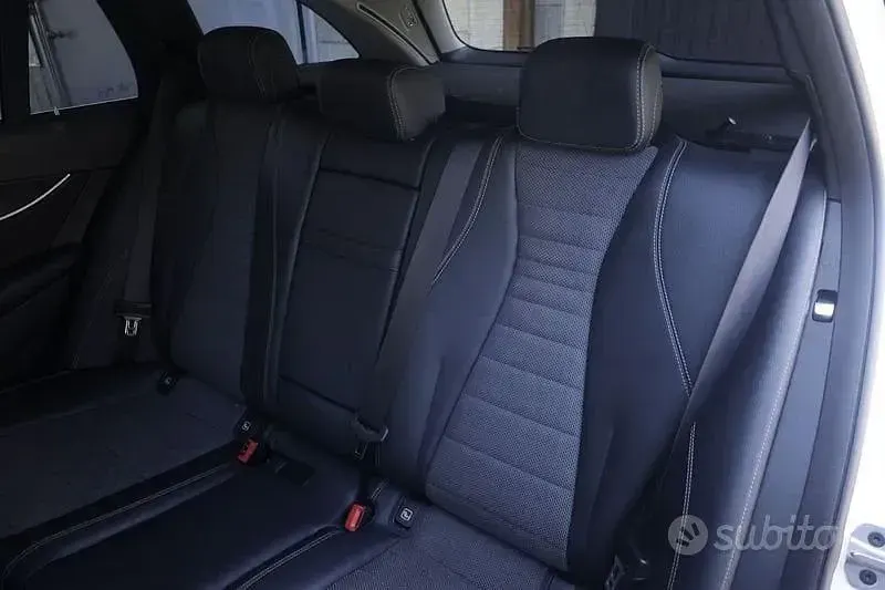 Usata Mercedes E220 Premium Plus 194 CV (142 kW) 2020 Bianco Station wagon