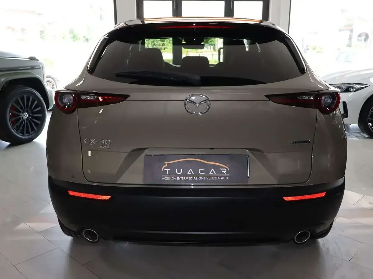 Usata Mazda CX-30 Nagisa 186 CV (136 kW) 2024 Marrone SUV