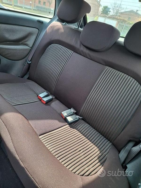 Usata Lancia Ypsilon 77 CV (56 kW) 2009 Nero Utilitaria