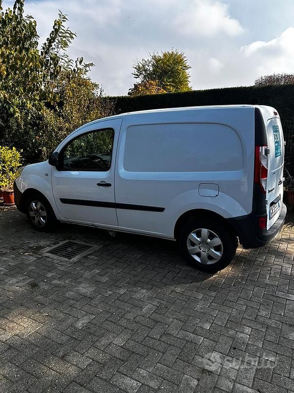 Usata Renault Kangoo 90 CV (66 kW) 2020 Bianco Monovolume
