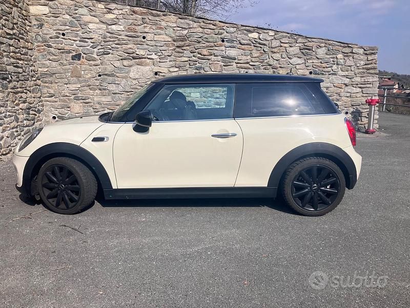 Usata Mini Cooper 122 CV (89 kW) 2014 Bianco Utilitaria