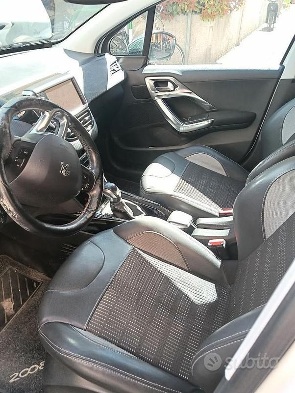 Usata Peugeot 2008 2016 Bianco SUV