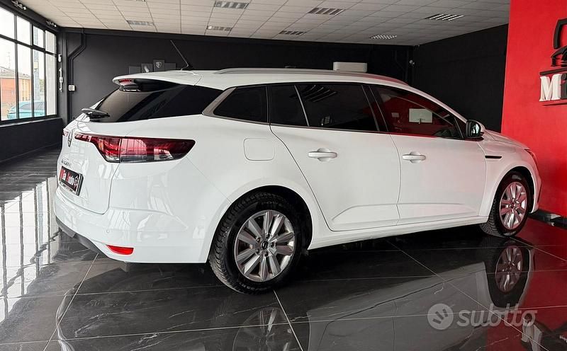 Usata Renault Mégane GrandTour Business 116 CV (85 kW) 2021 Bianco Station wagon
