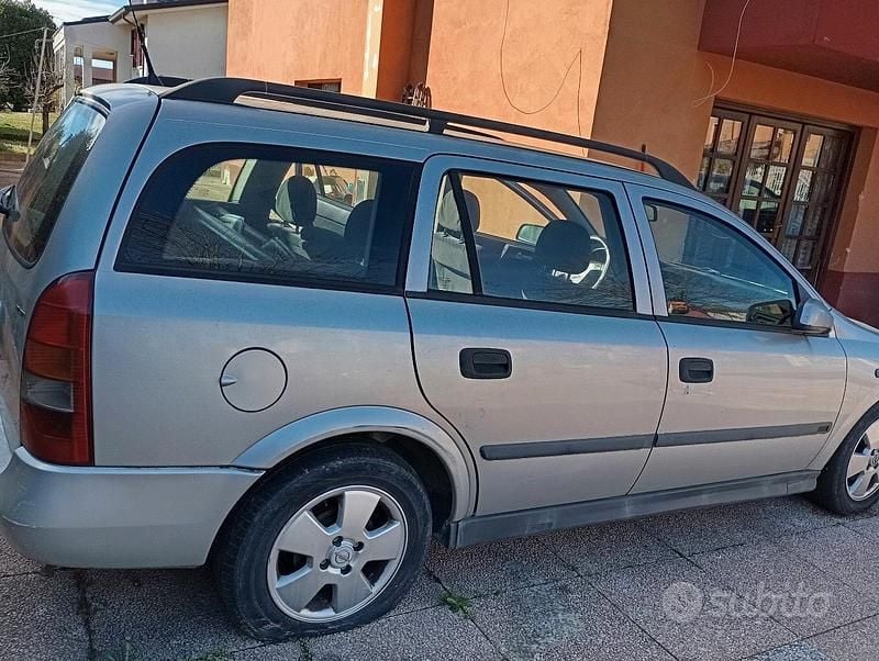 Usata Opel Astra 75 CV (55 kW) 2002 Grigio Station wagon