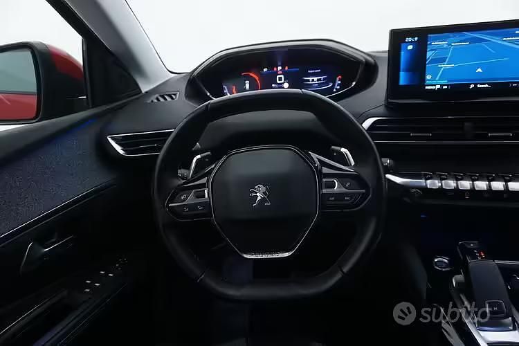 Usata Peugeot 5008 Allure 131 CV (96 kW) 2021 Rosso SUV