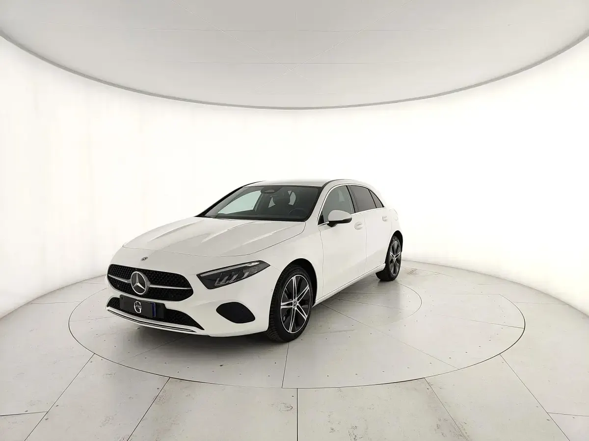 Usata Mercedes A250 Advanced 163 CV (119 kW) 2023 Berlina