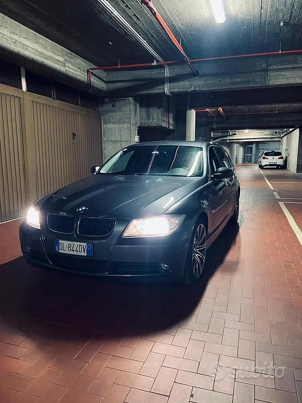 Usata BMW 320 Comfort Edition 177 CV (130 kW) 2008 Grigio Station wagon