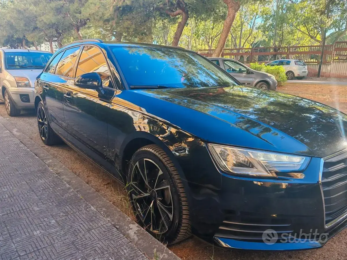 Usata Audi A4 150 CV (110 kW) 2018 Nero Station wagon