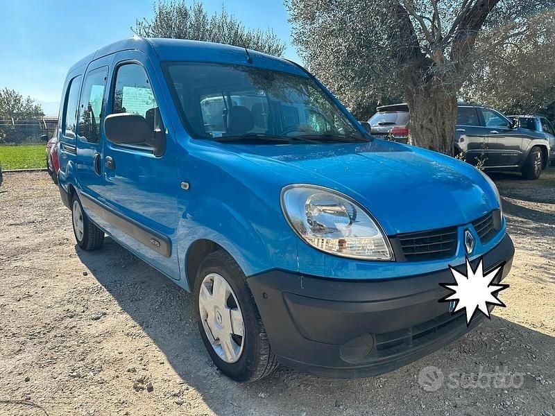 Usata Renault Kangoo 84 CV (61 kW) 2007 Blu Monovolume