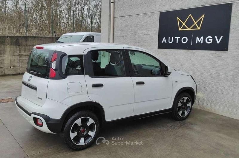 Usata Fiat Panda Cross Cross 69 CV (50 kW) 2023 Bianco Utilitaria