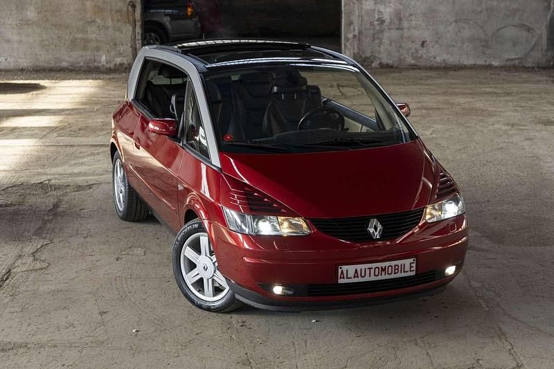 Usata Renault Avantime Privilege 207 CV (152 kW) 2002 Rouge de mars Monovolume